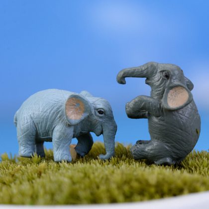 2PCS Artificial Resin Elephant Miniatures For Garden Decoration